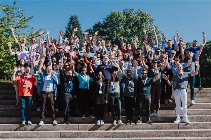 Freddi Xaymor yalangoch Freddi Xaymor yalangoch